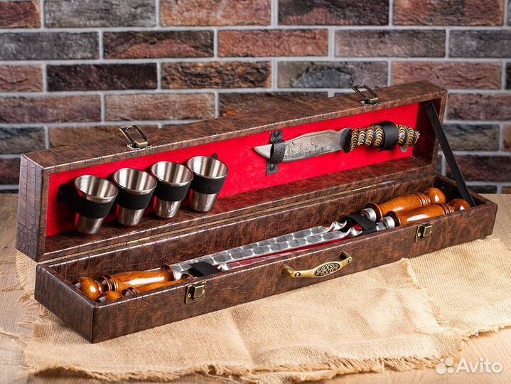 Набор шампуров в кейсе. Шашлычный набор