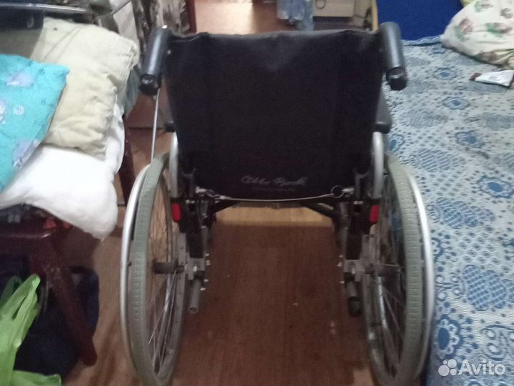 Инвалидная коляска