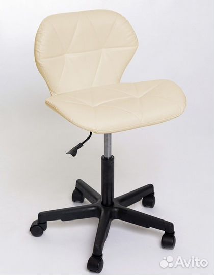 Кушетка и стул для наращивания ресниц