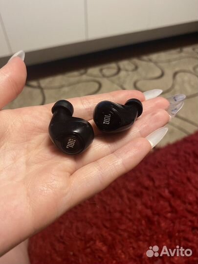 Беспроводные наушники JBl Т100