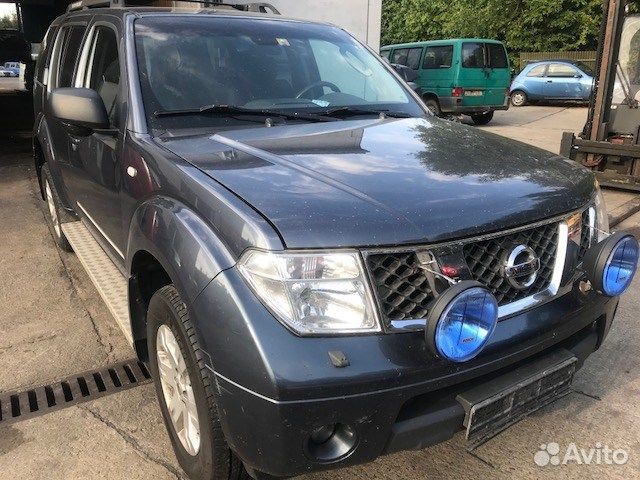 Разбор на запчасти Nissan Pathfinder