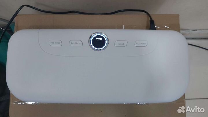 Вакуумный упаковщик продуктов