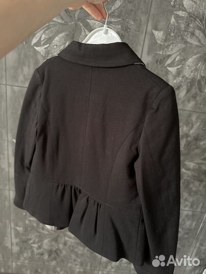 Пиджак на девочку 116