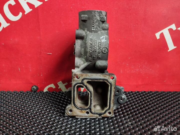 Корпус термостата Renault T