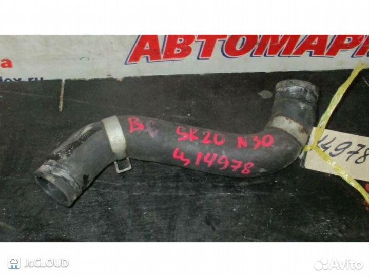 Патрубок радиатора на nissan rnessa N30 SR20DE