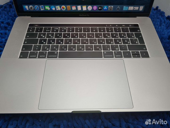 Apple MacBook Pro 15 2018 i7 16Gb 512Gb 560X 4Gb