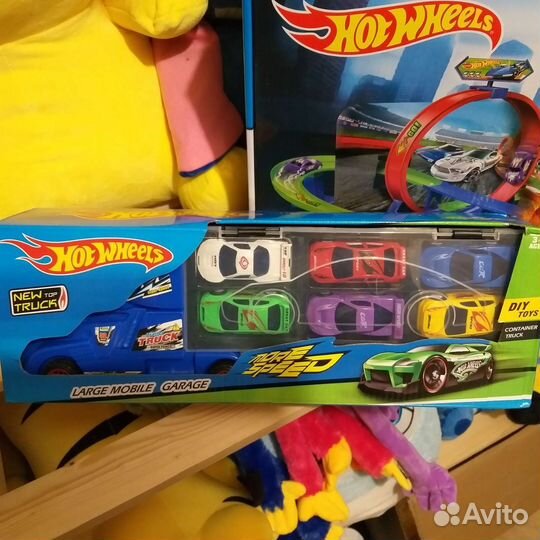 Hot wheels трек и машинки хот вилс