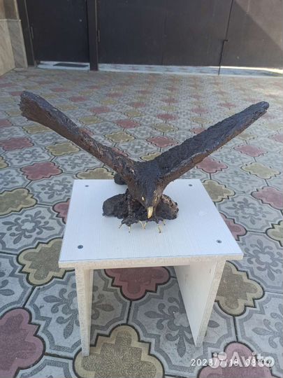 Орëл ручной работы