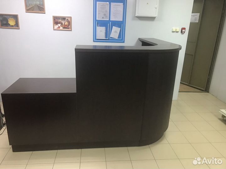 Стойка администратора / ресепшн