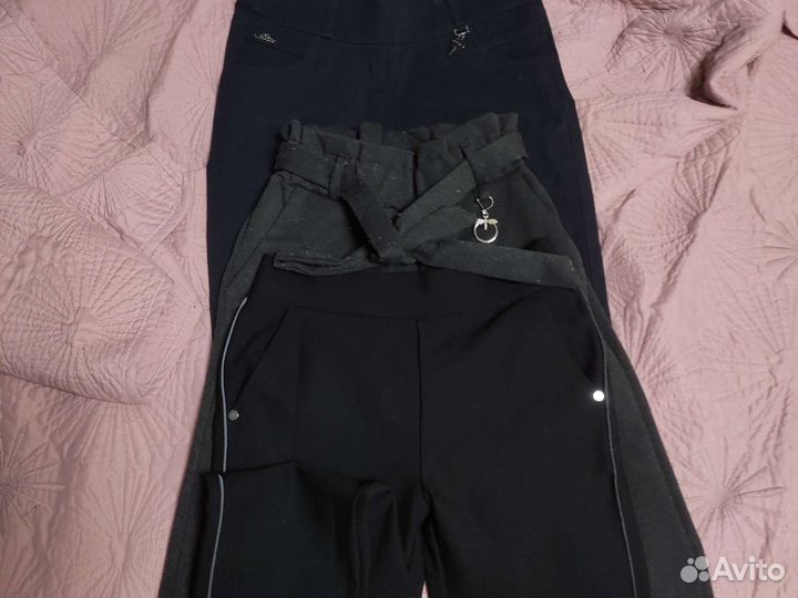 Вещи в школу, брюки, юбки