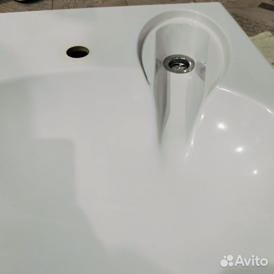 Раковина навесная