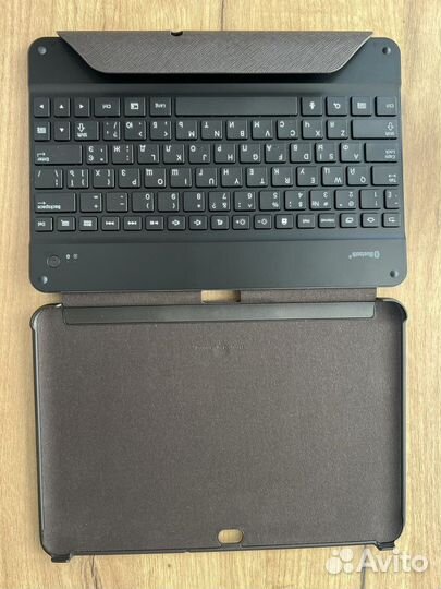 Клавиатура-чехол Samsung Galaxy tab 10.1