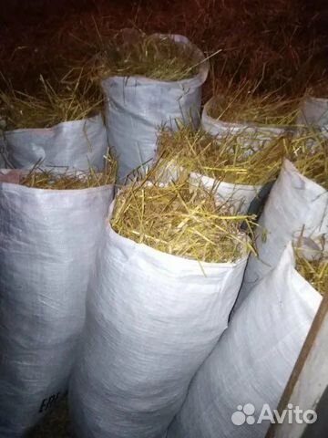 Солома в мешках
