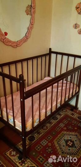 Детская кроватка