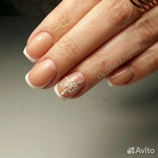 Маникюр с гель-лаком, педикюр, укрепление