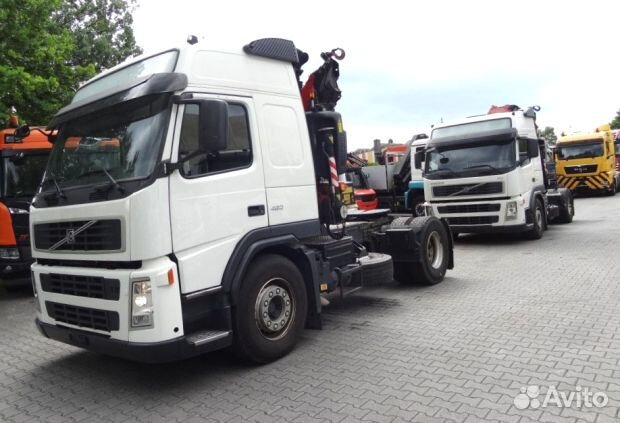В разборке грузовик Volvo,FM 2005-2008