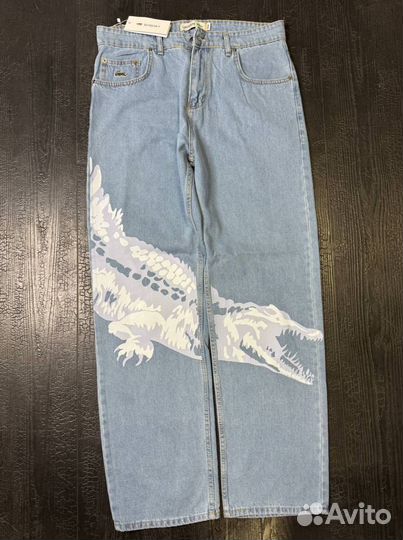 Джинсы широкие Lacoste