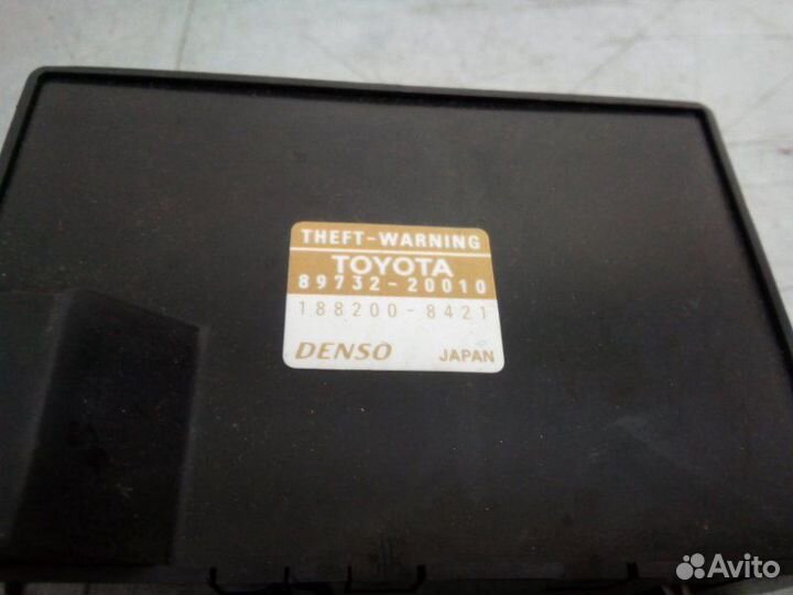 Модуль сигнализации Toyota Avensis 2 хетчбэк 1.8