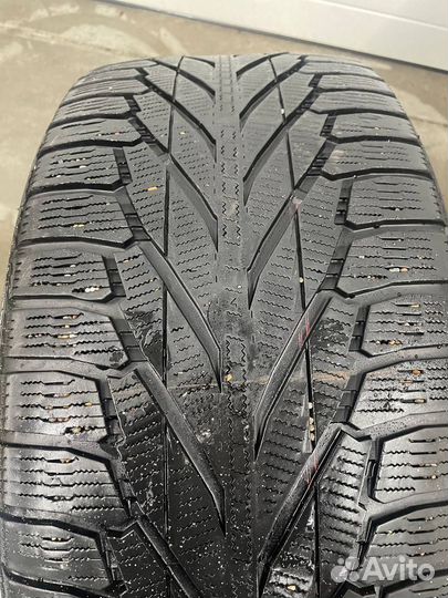 Nokian Tyres Hakkapeliitta R2 SUV 275/45 R20