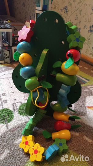 Дерево с фруктами