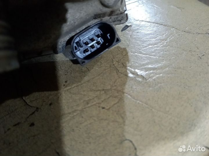 Дроссельная заслонка LADA kalina