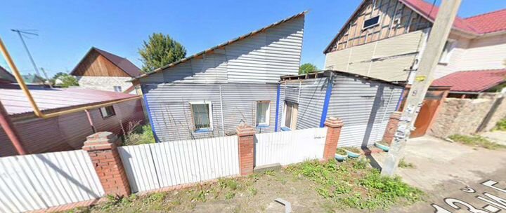 Дом 60 м² на участке 5 сот.