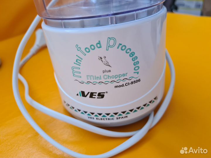 Кухонный мини-комбайн VES CI 9506