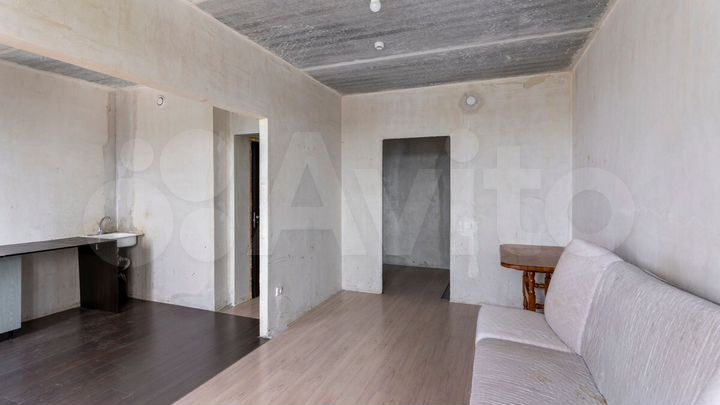 2-к. квартира, 70 м², 6/10 эт.