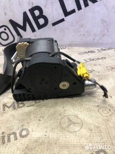 Ремень безопасности задний левый Mercedes S-Class