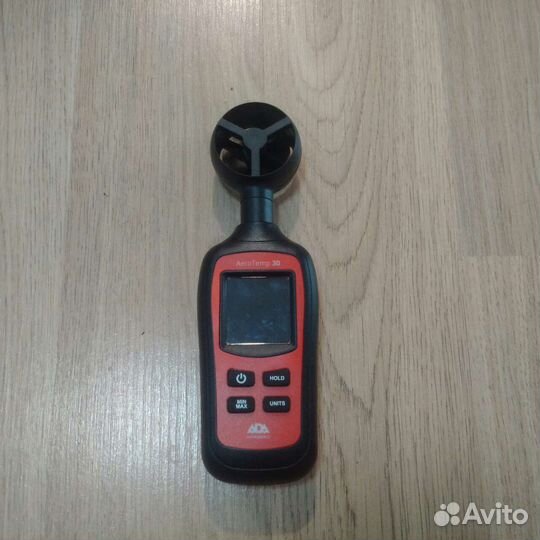 Анемометр