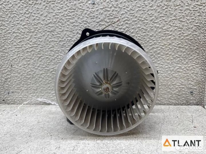 Мотор печки передний toyota noah