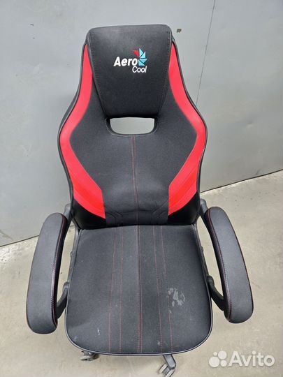 Компьютерное кресло