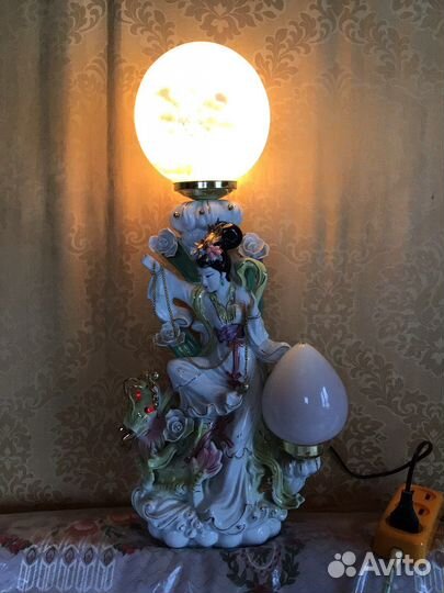 Светильник