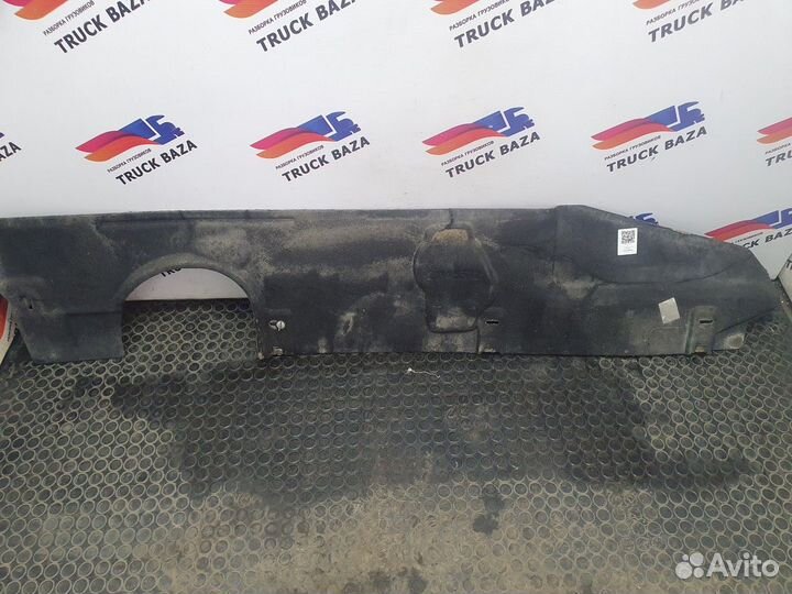 Шумоизоляция двигателя правая Volvo FH