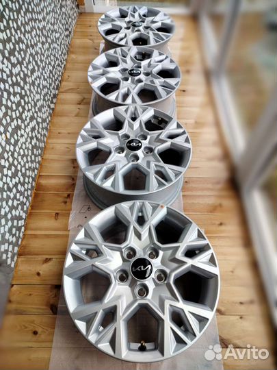 Литые диски R16 5x114.3 цо 67.1