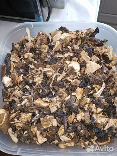 Сушеные белые грибы