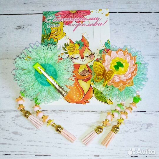 Бантики-заколки с подвесками для девочек