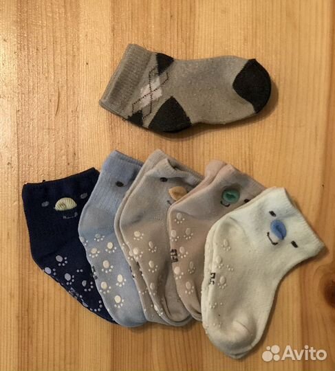 Носочки и пинетки для малыша 0-6 мес