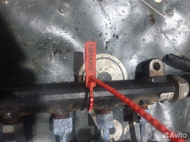 Топливная рейка Chevrolet Captiva Z22D1 2011