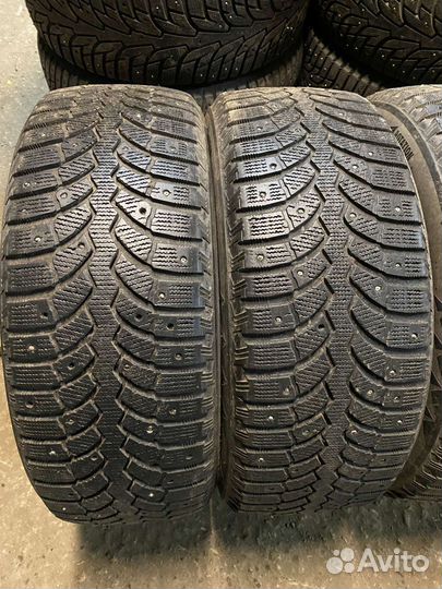 Bridgestone Blizzak Spike-01 205/55 R16