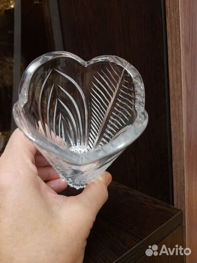 Ваза для цветов хрустальная