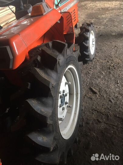 Мини-трактор Kubota L1-205, 1997