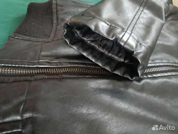 Куртка кожаная демисезонная на синтепоне 150размер