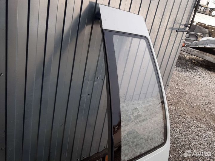 Дверь задняя Фольксваген Т4 T4 высокая с дефектом