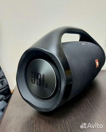 Беспроводная колонка JBL Boombox