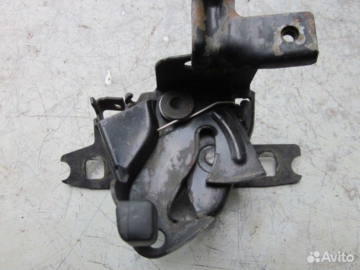 Замок капота Фольксваген Поло