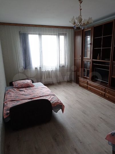 2-к. квартира, 54 м², 2/5 эт.