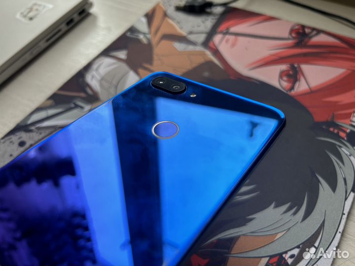 Xiaomi Mi 8 Lite, 4/64 ГБ