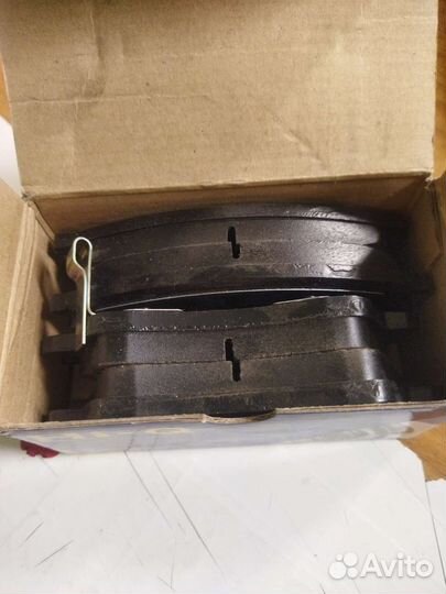 Тормозные колодки передние Hi-Q sp1147