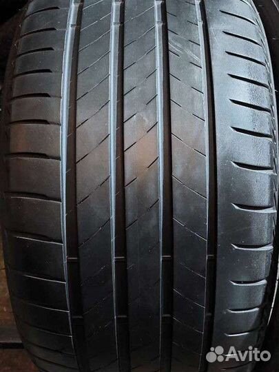 Bridgestone Turanza T005 285/35 R20 104Y